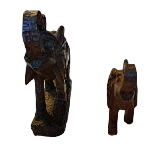Handmade Carved Wooden Elephant Figurines Adult & Child Home Decor Nature Animal - Picture 5 of 6
